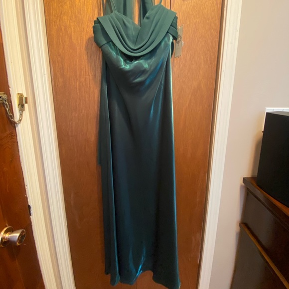 Grad or Prom dress or Bridesmaids - Picture 2 of 5